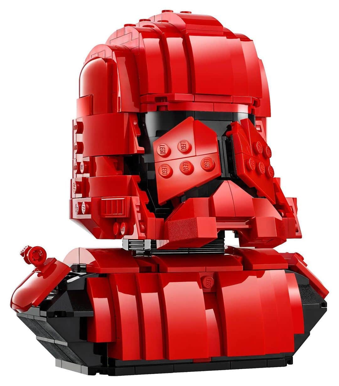 LEGOさんのインスタグラム写真 - (LEGOInstagram)「More epic stuff to reveal! Look for this exclusive LEGO @StarWars Sith Trooper Bust set at #SDCC2019 #LEGOStarWars #LEGOSDCC #SDCC」7月11日 6時55分 - lego