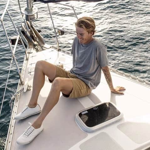 シービーズのインスタグラム：「Back into the swing of things after the long weekend. Now, on to planning the next summer adventure!」