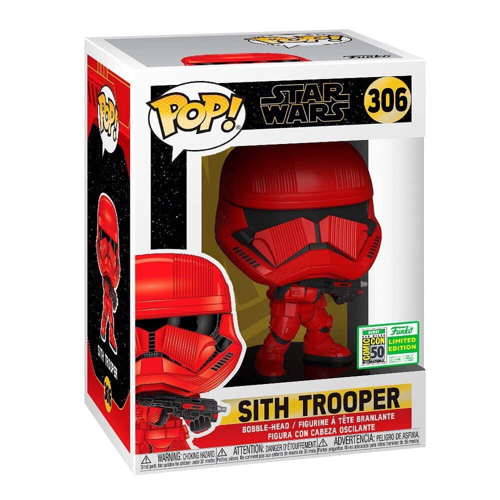 スター・ウォーズさんのインスタグラム写真 - (スター・ウォーズInstagram)「Just revealed: the new Sith trooper from Star Wars: #TheRiseOfSkywalker! Get your first look at the new costume, exclusive products, and celebrate the history of stormtrooper design at #SDCC 2019 with us next week, Lucasfilm booth #2913.」7月11日 8時05分 - starwars