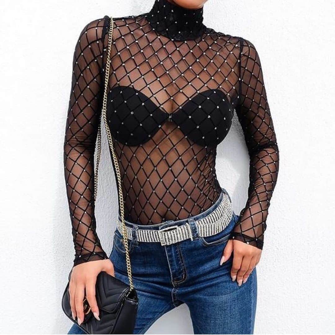 WantMyLookのインスタグラム：「100% that B 😏 use code SUMMER for 30% off the whole site」