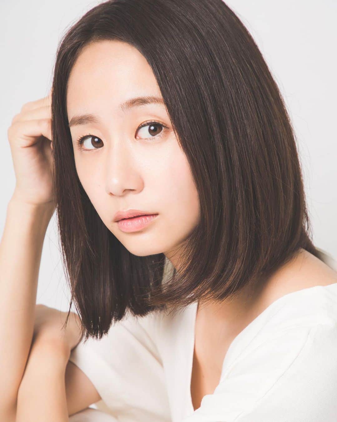 筒井萌子のインスタグラム：「* 事務所の宣材写真が変わったよ🐻🌼 ゴルフウエア⛳️の写真も追加してもらいました♪ プロフィールから飛べるから良かったら見てね◟́◞̀♡ hair make: @tsubakichi_hairmake  camera: @toyoyoon ・ #筒井萌子 #女優 #actress #モデル #model #岡山  #shooting #instagood #instalike #converse #撮影 #followme #instalike #ゴルフ #ゴルフ女子 #ゴルフコーデ #골프 #좋아요반사 #좋아요그램 #좋아요환영 #데일리그램 #패션 #오오티디 #카페 #카페 #ジャパンゴルフフェア #ゴルジョバ #ゴルフドゥ #golf #even #ゴルフ雑誌」
