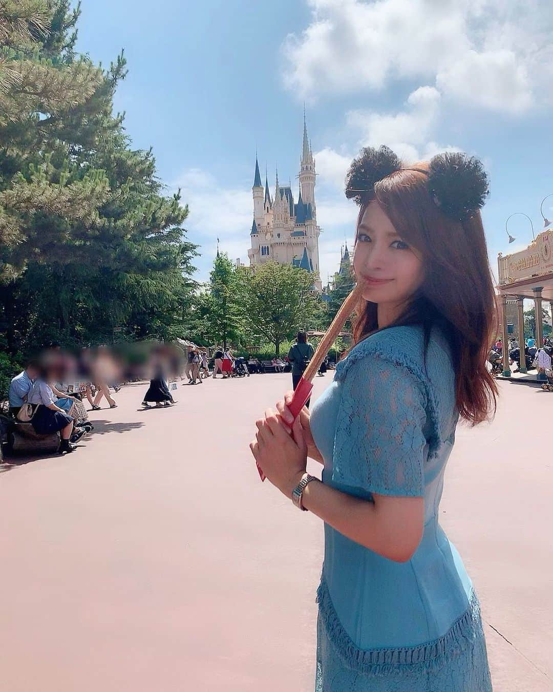 春菜めぐみさんのインスタグラム写真 - (春菜めぐみInstagram)「gm☀️ 久しぶりのDisneyLandに 行ってきたよ〜🏰❤️ ． ． 最近バタバタしてたから 夢の国で癒されてきました🧚🏻‍♀️✨ ． ． 早く形にして みんなに報告出来るように 頑張ります❣️🥺🌟 ． ． #disneyland #tokyodisneyland」7月11日 9時00分 - me_haruna.02