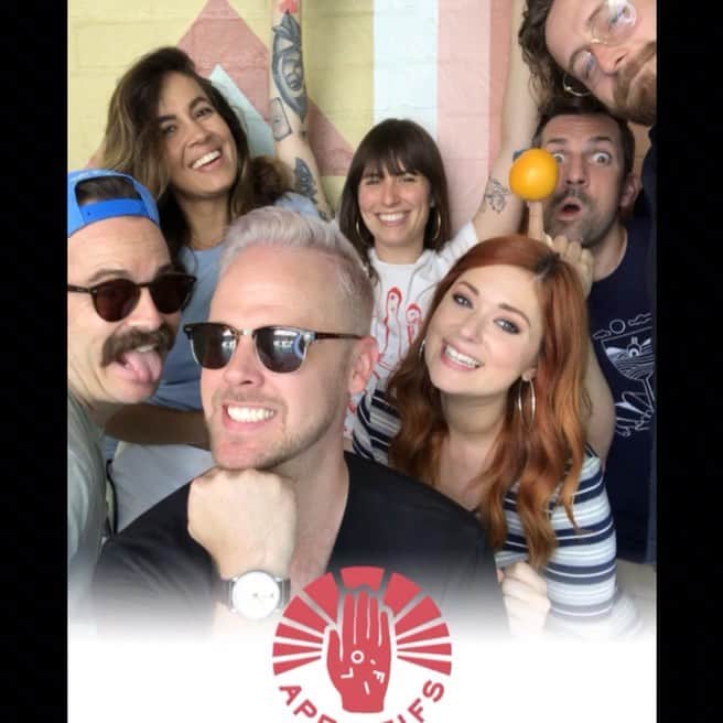 イシス・テイラーのインスタグラム：「@lofiaperitifs debut party... came from the spritz stayed for the photos and the synchronized swimmers.」