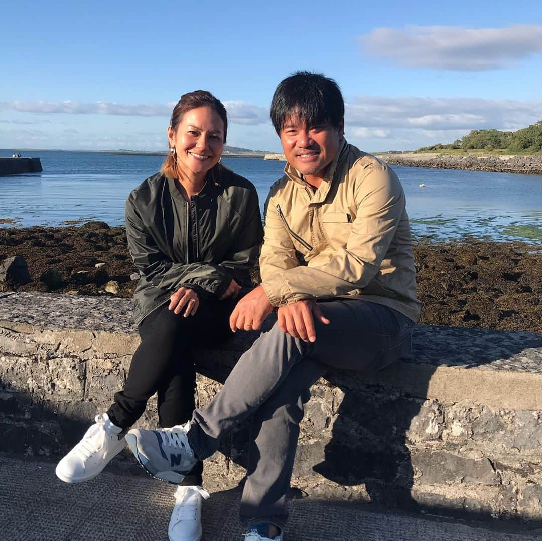 宮里藍さんのインスタグラム写真 - (宮里藍Instagram)「It was absolutely fun to watch my brother’s game on the European tour last couple of weeks!! I forgot to take a picture but I was able to see my dearest friend Mick!!!:)) And so fun to be reunited with #Russellknox too!! It was a tough 2 weeks for Yusaku, but I always believe in him and his game ⛳️ !!! It is a new week, enjoy Scotland 🏴󠁧󠁢󠁳󠁣󠁴󠁿 and best of luck!!! #yusakumiyazato #Russellknox #golfishardbutfun #tourlife #europeantourgolf #Spain #ireland  この2週間は本当に楽しかったです！！😆✨久しぶりにツアー生活を共にして、改めて大変さや楽しかった事を思い出しました。ゴルフって改めて本当にメンタルのスポーツだし、自信をなくしたり取り戻したりの繰り返しで身を削られる事だらけ。でもいつでもどんな時でも、 @yusakumiyazato_official のゴルフを信じています！！！今週のスコットランドも🏴󠁧󠁢󠁳󠁣󠁴󠁿楽しんでね！！ミックとも久々会えて、嬉しかったなぁ〜☺️❤️ Vision54仲間のラッセルノックスとも再会出来て、最高の時間でした！！！お兄ちゃん、ありがとうね！！また時間見つけて応援行くぞー！！#ツアーライフ #天気もコースも #変わりまくり #調整に追われる日々だったなぁ #2年経つと #忘れてしまうものですね #とりあえず #練習行きたくなりました 笑笑」7月11日 11時23分 - ai_miyazato