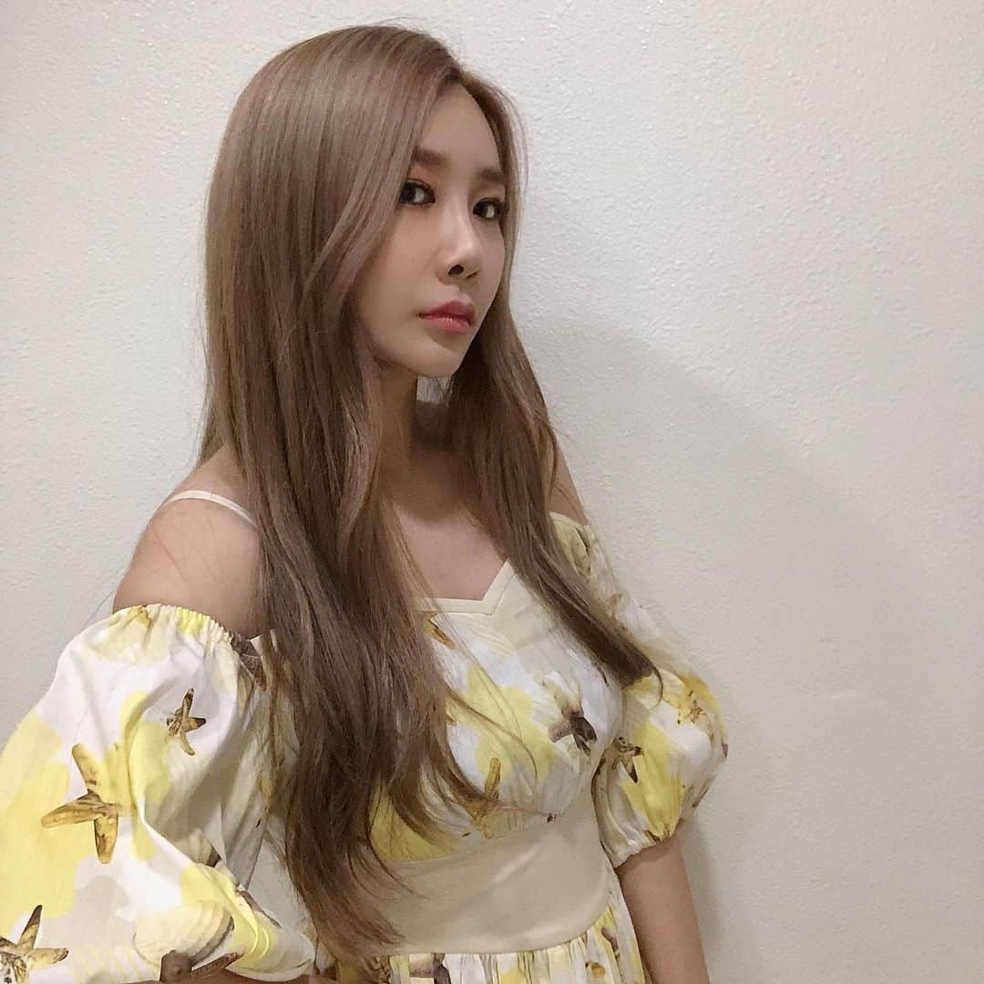 のインスタグラム：「💛」