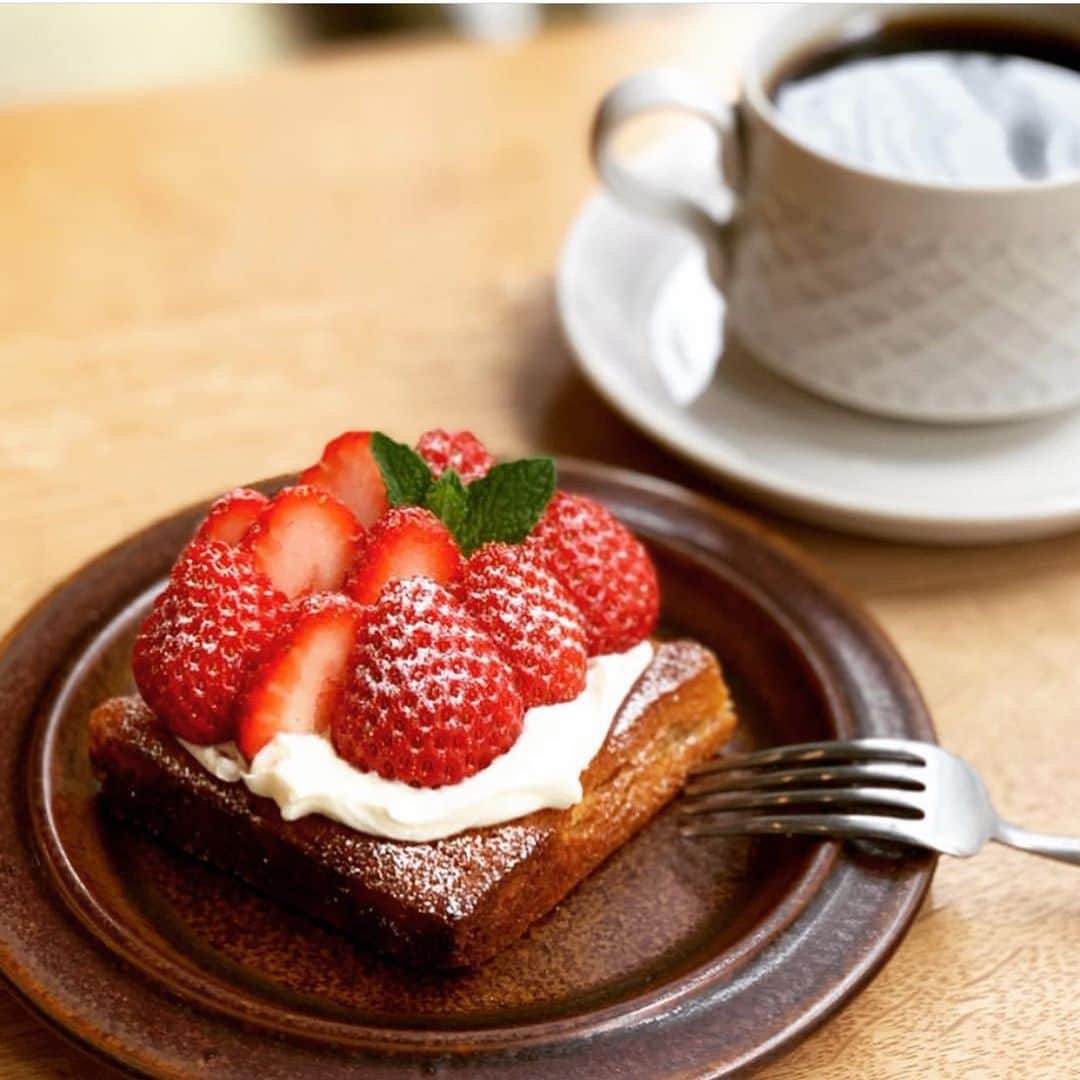 RETRIP<リトリップ>グルメのグルメインスタ