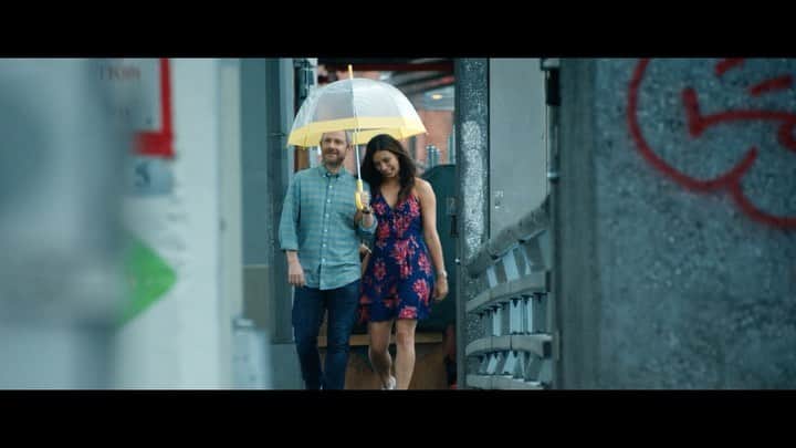 アダム・シャピロのインスタグラム：「@jasonwiner directed this hilarious film with the great #MartinFreeman @morenabaccarin @themelissarauch @thejackieseiden @hayze_days @privateshannon @misterjakelacy  On Aug 9th he’s never been happier...and that’s the problem. #OdeToJoy @ifcfilms」