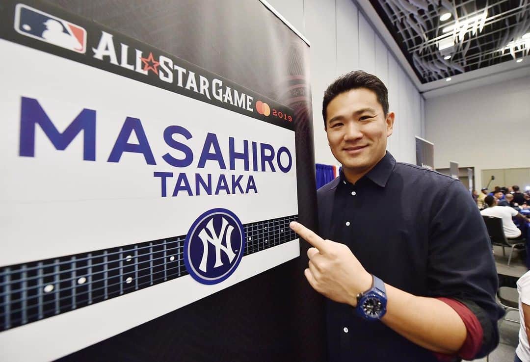 田中将大さんのインスタグラム写真 - (田中将大Instagram)「*** オールスターに参加してきました！ ようやく少し落ち着いたのでオールスターに関しての写真を出していこうと思います😌 ※写真は前日記者会見です📹🎤✨ #allstargame2019 #ASG2019」7月11日 12時50分 - masahiro_tanaka.official