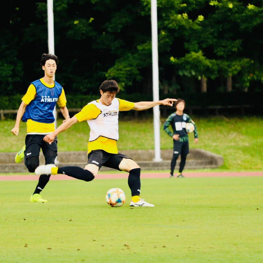 栃木SCさんのインスタグラム写真 - (栃木SCInstagram)「． ＼ #TRAINING ⚽️ 2019.07.11 ／ ． ． #栃木SC #tochigisc #jleague #Jリーグ #jリーグ好きな人と繋がりたい #広報カメラ #宇都宮市 #河内総合運動公園 #⚽️ #坂田良太 #イレジュン #宇都宮 #instalike #instadaily #photo #follow #fight #サッカー」7月11日 22時44分 - tochigisc_official