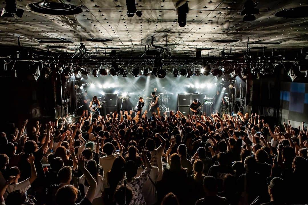 Crystal Lakeさんのインスタグラム写真 - (Crystal LakeInstagram)「HYPERSPACE JAPAN TOUR 2019 with @northlane day 1 in Osaka is done ✅ Super great vibes with our new friend Northlane!! Nagoya tomorrow!  Photo: @taka_tallman  #CrystalLake #Northlane #HyperspaceTour2019」7月11日 23時26分 - crystallake777