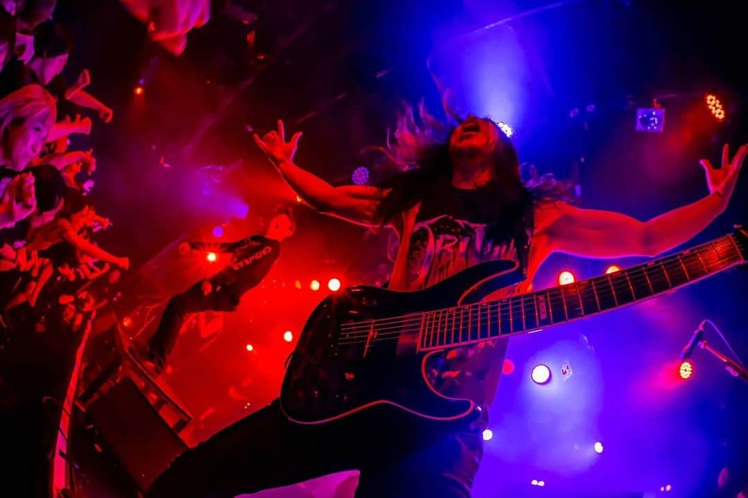 Crystal Lakeさんのインスタグラム写真 - (Crystal LakeInstagram)「HYPERSPACE JAPAN TOUR 2019 with @northlane day 1 in Osaka is done ✅ Super great vibes with our new friend Northlane!! Nagoya tomorrow!  Photo: @taka_tallman  #CrystalLake #Northlane #HyperspaceTour2019」7月11日 23時26分 - crystallake777