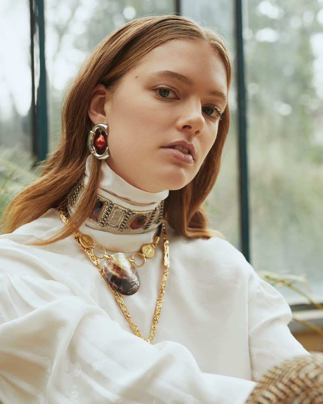 Chloéさんのインスタグラム写真 - (ChloéInstagram)「Put a contemporary spin on aristocratic elegance with looks from the #chloeFALL19 collection  Shop new arrivals in boutiques and on chloe.com  #chloeGIRLS #chloe」7月12日 0時01分 - chloe