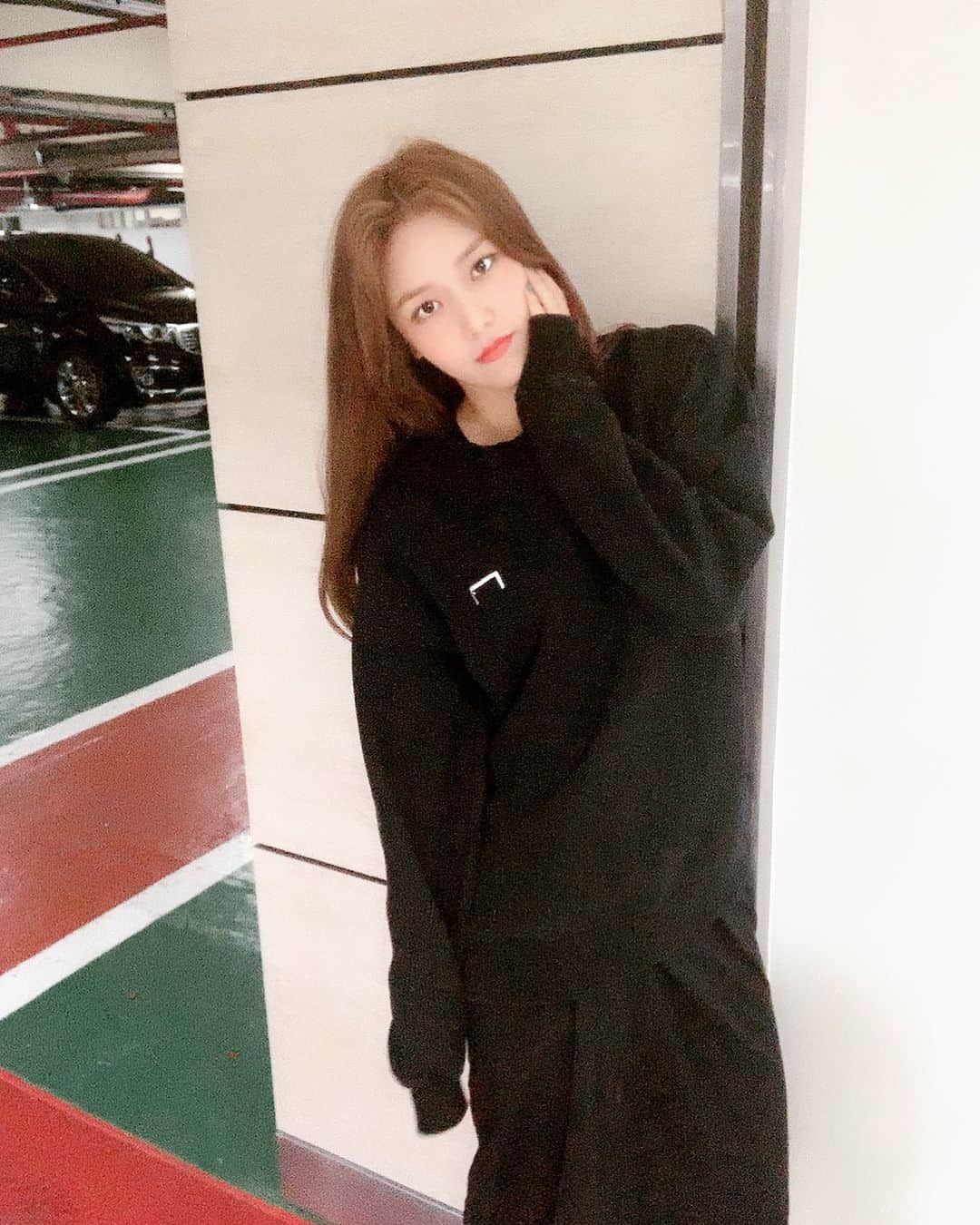 ヘジョンのインスタグラム：「맴나잇❤️」