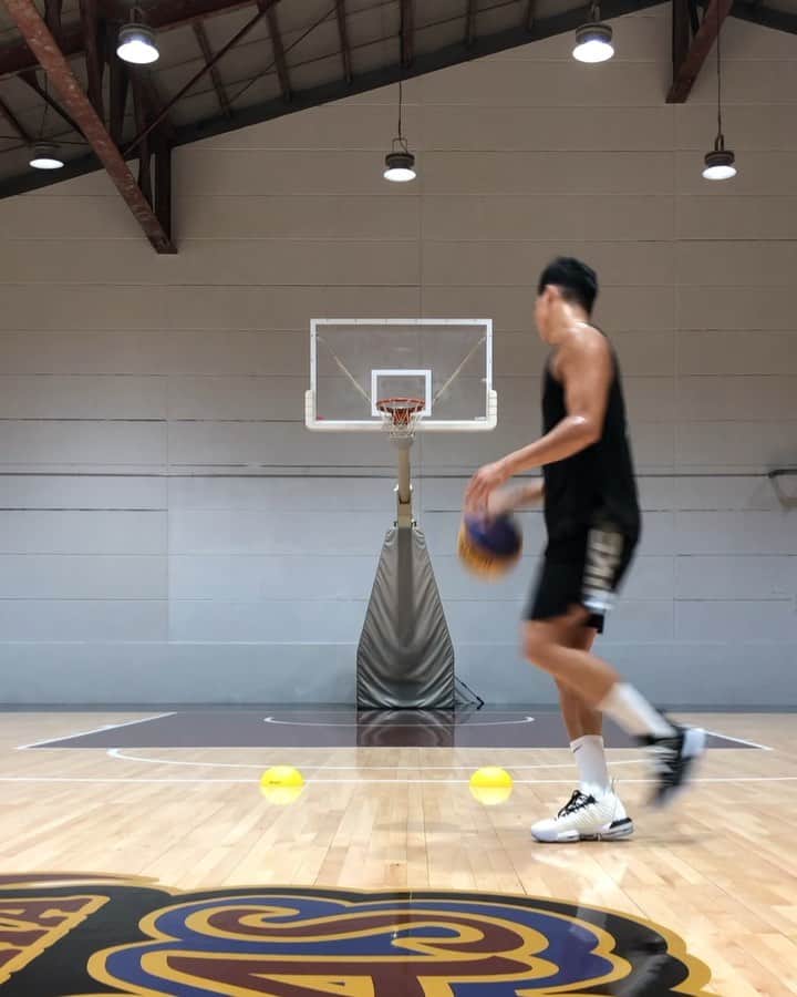 落合知也のインスタグラム：「HidariHidariHidari🤖🤖🤖 Next stop in 🇨🇳 #3x3 #fiba3x3 #challenger #3x3wt #tokyodime #basketball #workout #lefty #nike #nikejapan #nikebasketball」