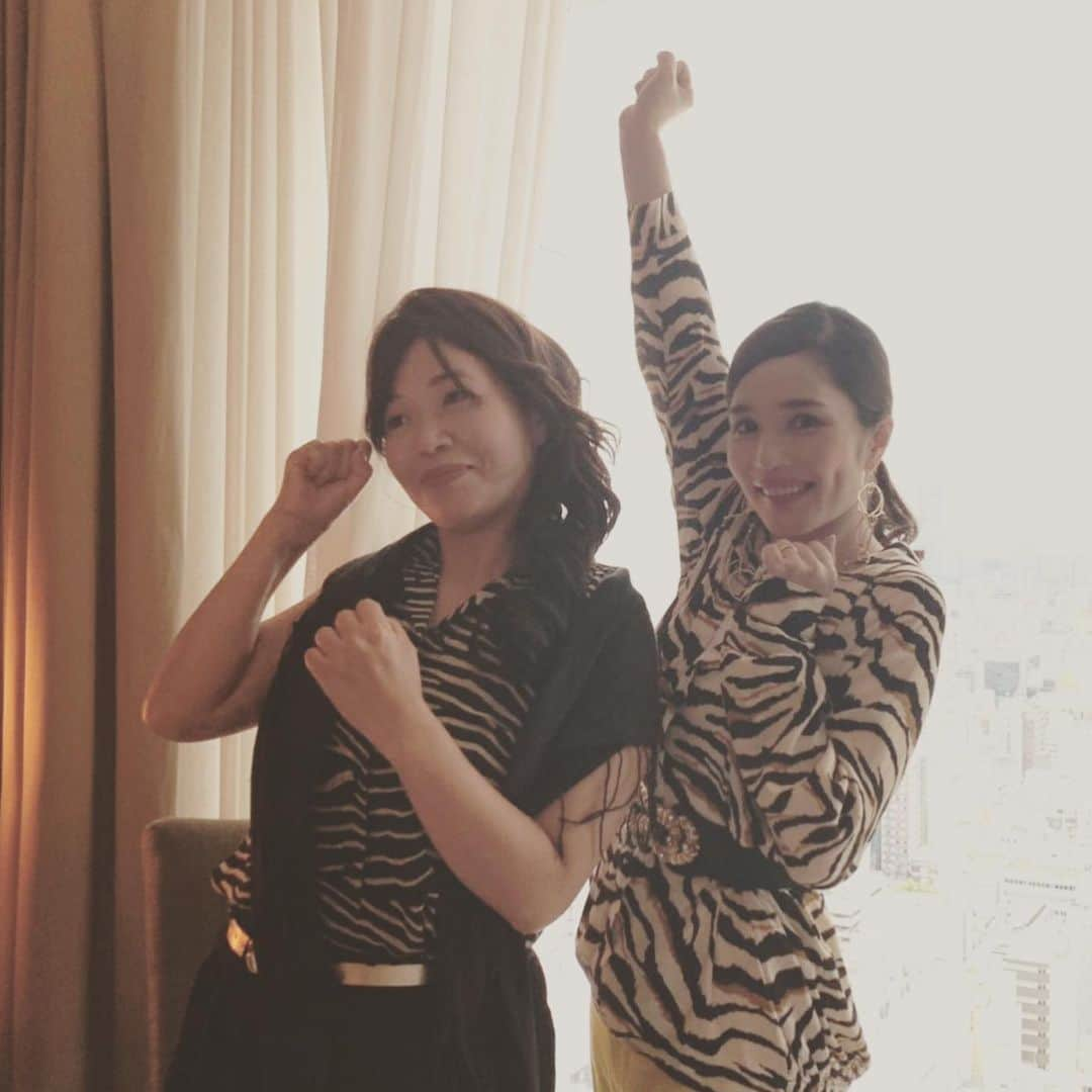 平野ノラさんのインスタグラム写真 - (平野ノラInstagram)「大久保のお姉様とやっP〜❤️🥂 #大久保佳代子 さん #平野ノラ #okバブリー」7月11日 17時13分 - noranoranora1988