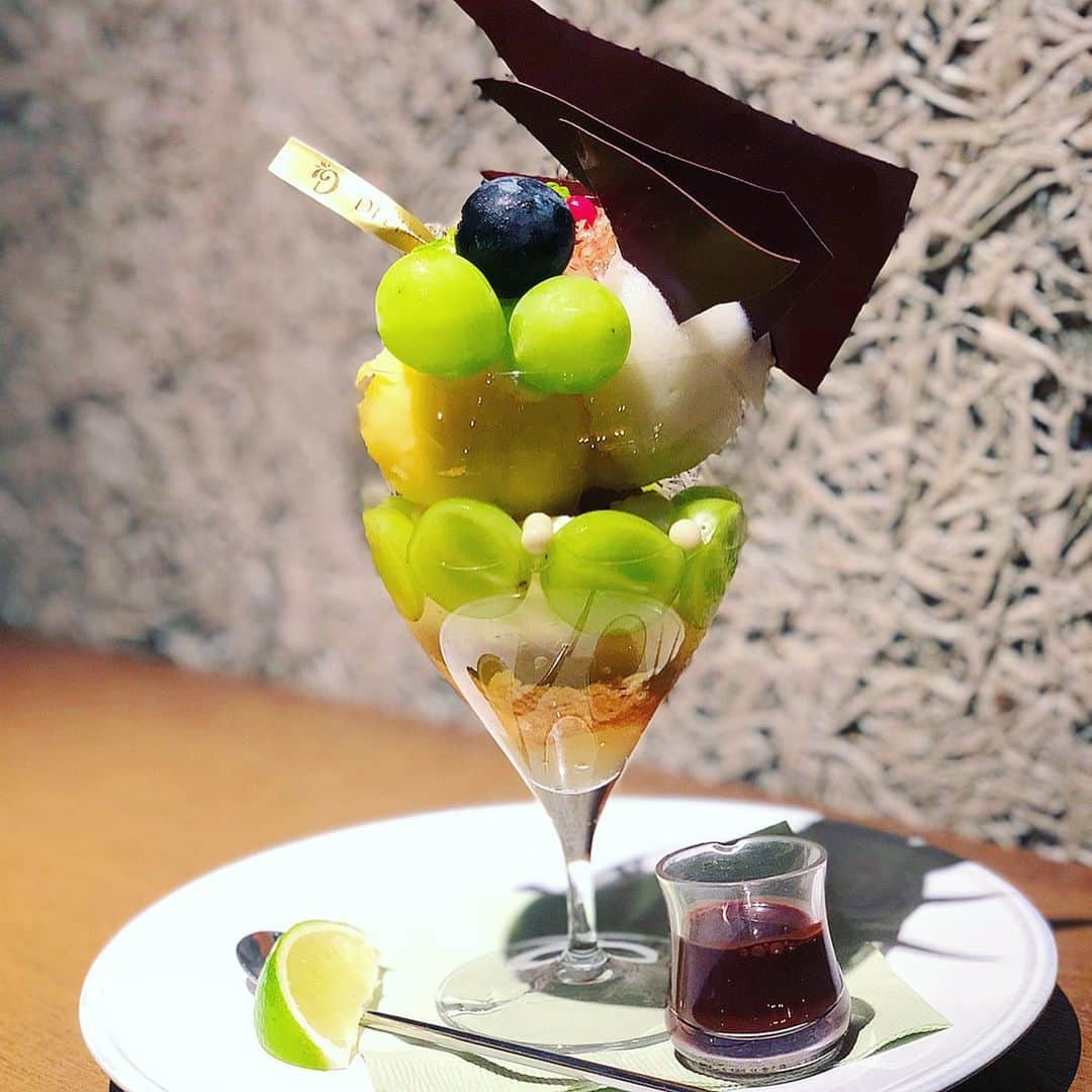 里井真由美のグルメインスタ