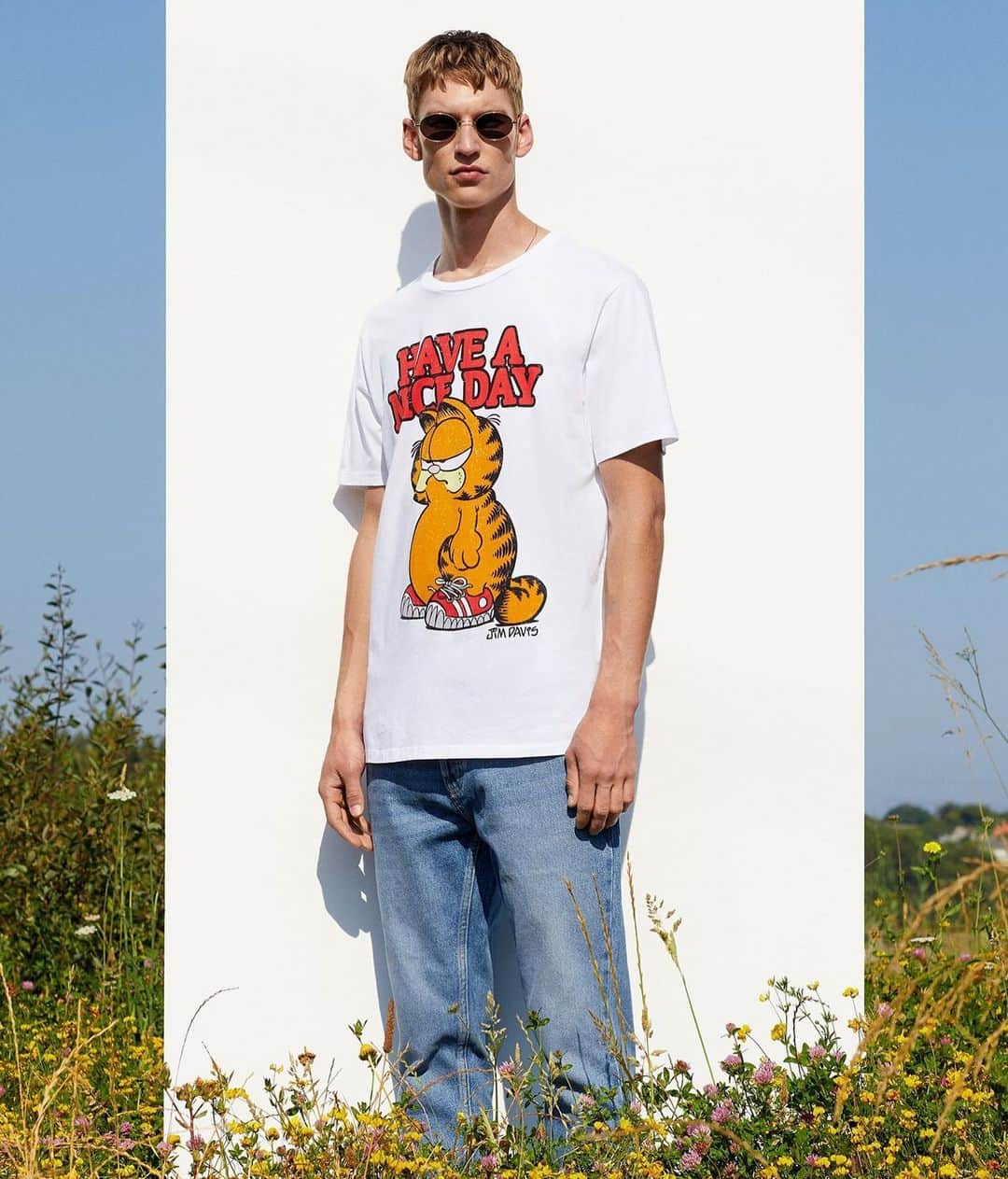 ZARAさんのインスタグラム写真 - (ZARAInstagram)「This is #zaranewin | T-Shirt featuring a front print of Garfield ©️PAWS, Inc. @zaraman」7月11日 17時04分 - zara