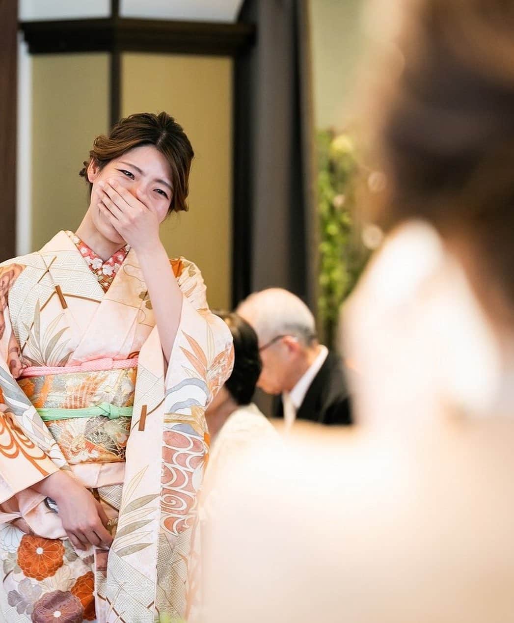 KIYOMIZU京都東山 公式さんのインスタグラム写真 - (KIYOMIZU京都東山 公式Instagram)「@kiyomizu_kyoto_higashiyama をフォローして、 『#kiyomizu京都東山』 『#kiyomizu花嫁』 『#スタイルズ花嫁』 をつけて投稿してくださいね＊ . [ #中座 ] エスコート役へのサプライズって ちょっぴり緊張...＊ 絆を感じる感動のシーンは、 会場中が感動であふれます♡♡ . ---------------------- . ▼ブライダルフェアの予約は インスタのTOPからcheck⚐ ＞＞＞ @kiyomizu_kyoto_higashiyama. #スタイルズ花嫁 #dress #kyoto #kiyomizu #wedding #weddingdress #ウェディングドレス #ウェディングレポ #チャペル #ブライダルフェア #プレ花嫁 #卒花 #披露宴 #日本中のプレ花嫁さんと繋がりたい #結婚式 #結婚式場 #結婚式準備 #京都 #京都花嫁#関西花嫁  #marryxoxo #Dressy花嫁 #maricuru #maricuru卒花アンバサダー #結婚式演出 #サプライズ中座」7月11日 17時12分 - kiyomizu_kyoto_higashiyama