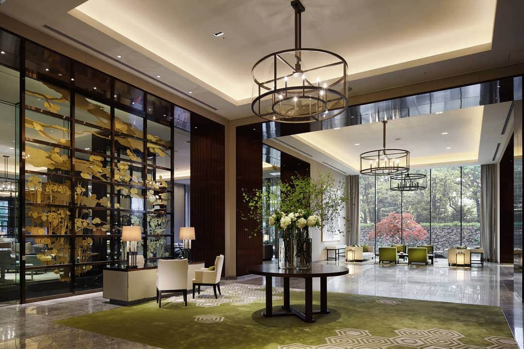Palace Hotel Tokyo / パレスホテル東京さんのインスタグラム写真 - (Palace Hotel Tokyo / パレスホテル東京Instagram)「We're delighted to announce that we've ranked 3rd in Tokyo Hotels in the 2019 Travel + Leisure World's Best Awards! 米国の旅行雑誌「トラベル+レジャー」の読者が選ぶホテルランキングで、パレスホテル東京が東京のホテルで3位にランクインいたしました！  @travelandleisure #TLWorldsBest #PalaceHotelTokyo #Marunouchi #LeadingHotelsoftheWorld #hotellobby #丸の内 #パレスホテル東京 #ホテルロビー #最上質の日本」7月11日 17時17分 - palacehoteltokyo