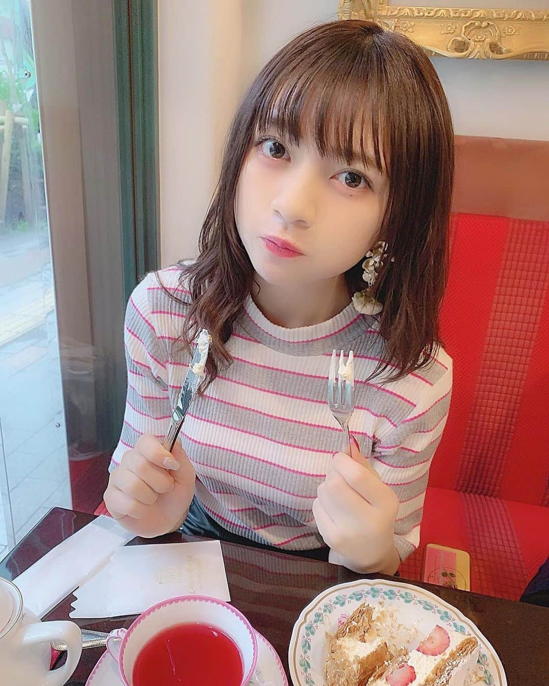 廣川奈々聖さんのインスタグラム写真 - (廣川奈々聖Instagram)「．﻿ むしゃむしゃ🐁﻿ ﻿ この間、ずっと行きたかったカフェ行けたの！﻿あとでまた載せる〜🍓♡ ﻿ ﻿ ﻿」7月11日 17時27分 - nanaseven7_u_u