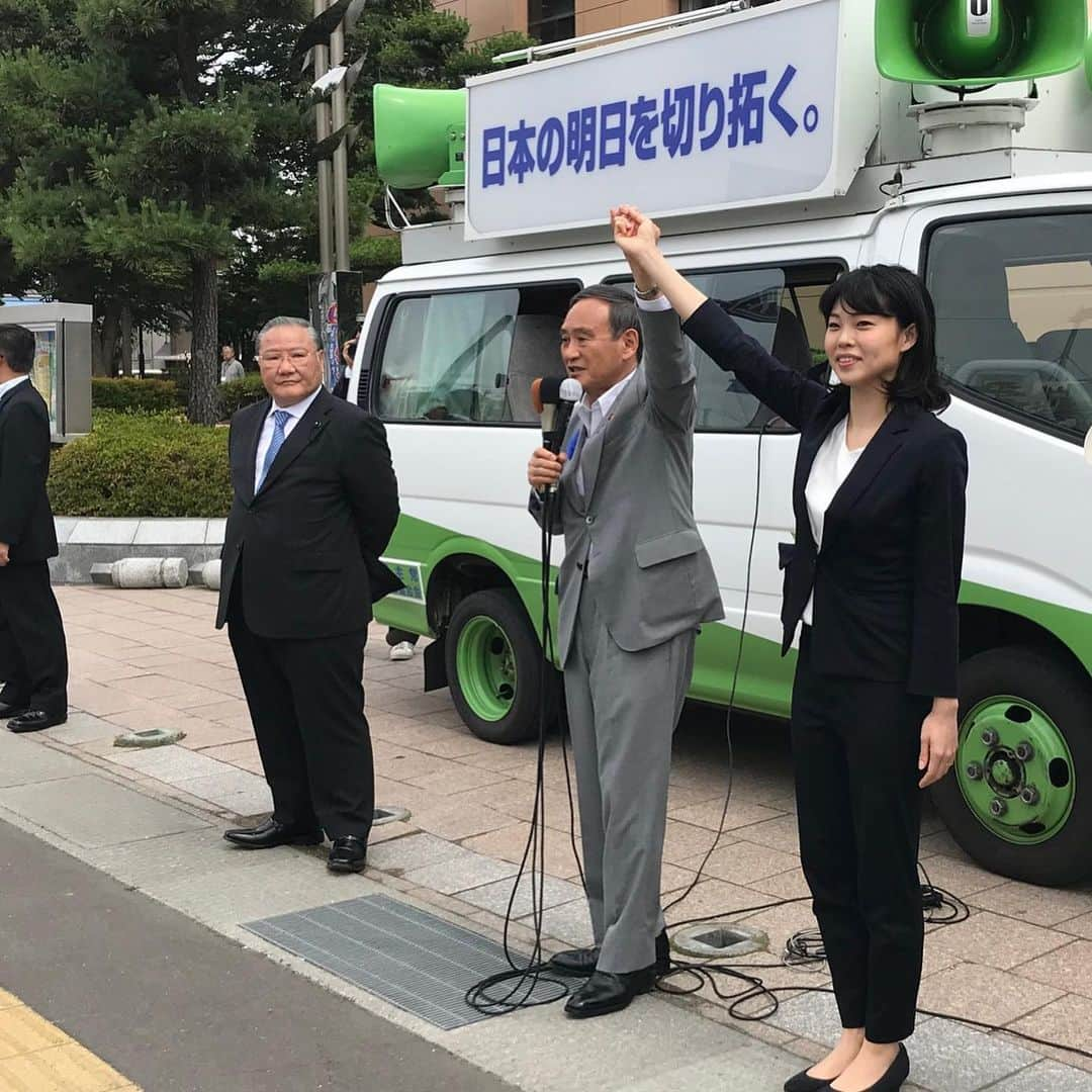 菅義偉さんのインスタグラム写真 - (菅義偉Instagram)「#参議院議員選挙 #青森県 #滝沢もとめ #応援」7月11日 17時31分 - suga.yoshihide