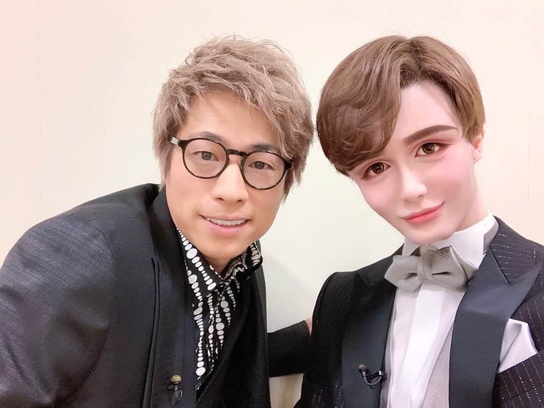 田村淳のインスタグラム：「Mattにやっと会えた！ インスタフォローしてて ずっと見てて、いつの日か写真を！ と思ってたのが実現したよ！  #マット #Matt  真っ直ぐで良い子だった Mattワールドに 引きずり込まれたよ^_^」