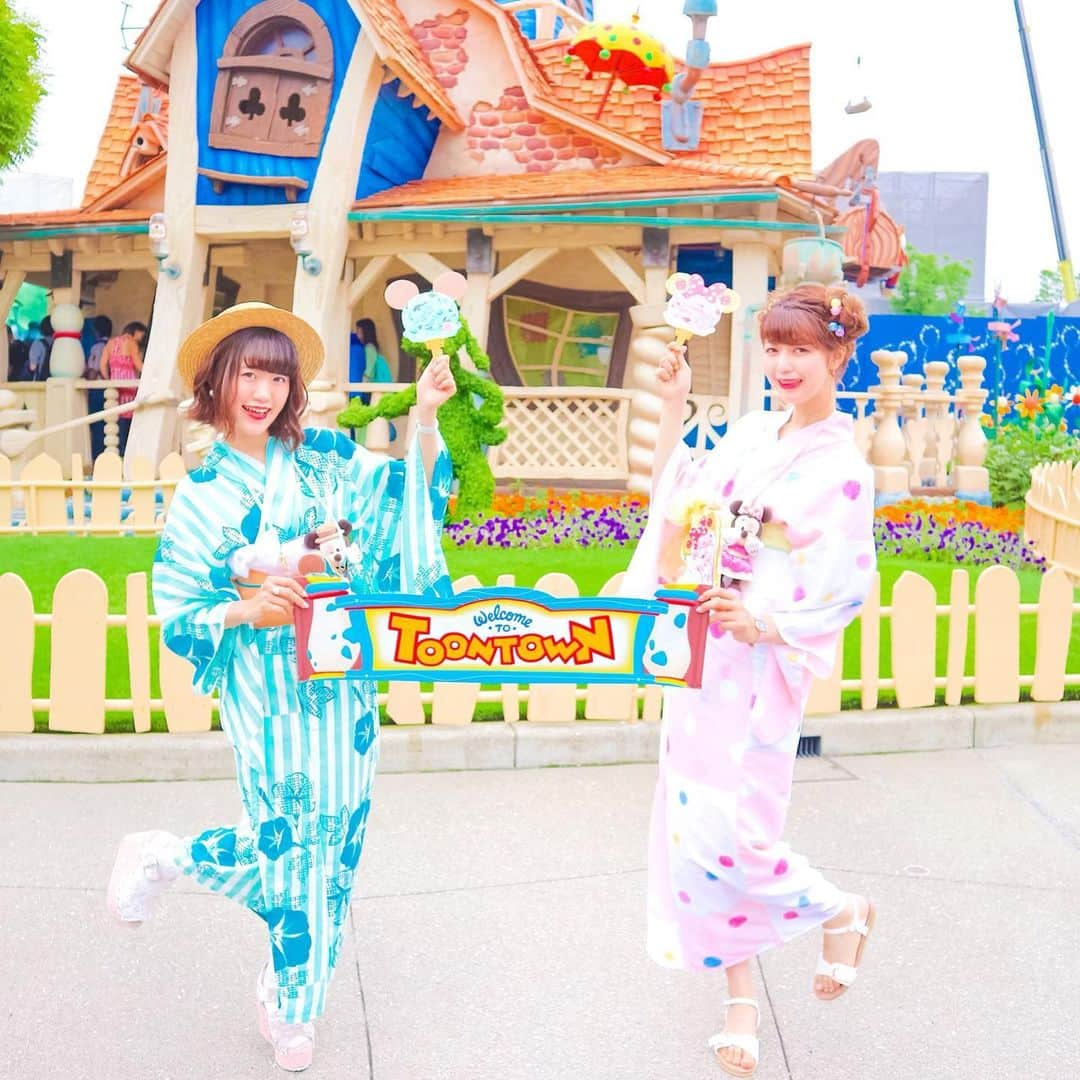 Kanaさんのインスタグラム写真 - (KanaInstagram)「ㅤ ㅤ Welcome to TOONTOWN 🐭🏠🎈🌈❤️ ㅤ ㅤ ㅤ ㅤ この時の写真まだ載せたりてないなって さっきカメラロール見てふと思って✌🏻💓 ㅤ ㅤ ㅤ 今週またりいちゃんと ずっと楽しみにしてたことが🥺💭💖 ㅤㅤㅤ ㅤ ㅤㅤ ㅤㅤㅤ ㅤㅤㅤㅤㅤㅤㅤ ㅤ ㅤ #かなりい #kana_disney #kana_disneybound ㅤ ㅤㅤ #東京ディズニーランド #ディズニーランド #東京ディズニーリゾート #トゥーンタウン #ピンクポップパラダイス #ミキミニ #浴衣 #浴衣コーデ #七夕days #ディズニー七夕days #七夕デイズ #梨花和服 #浅草浴衣レンタル #浅草 #浴衣レンタル浅草 #浴衣レンタル #浴衣女子 #浴衣ディズニー #tokyodisneyland #tdl #disneyland #tokyodisneyresort #tdr #toontown #pinkpopparadise」7月11日 17時56分 - kalnnas2