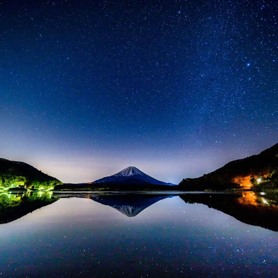 楽天トラベル さんのインスタグラム写真 - (楽天トラベル Instagram)「. #富士山　#精進湖 #富士五湖 の中では一番小さい湖✨ 湖面に映る #逆さ富士 がとても綺麗です🌄😍 . ************************ 旅先で撮った素敵な写真に @rakutentravel をタグ付けしてシェアしてね♪ 厳選してこのアカウントで紹介させていただきます！ ************************ . #楽天トラベル #旅 #旅行 #旅に出よう #旅行好きな人と繋がりたい #日本 #일본 #rakutentravel #travel #trip #japan #instagramjapan #IG_JAPAN #japantrip #lovetraveling #fuji」7月11日 18時00分 - rakutentravel