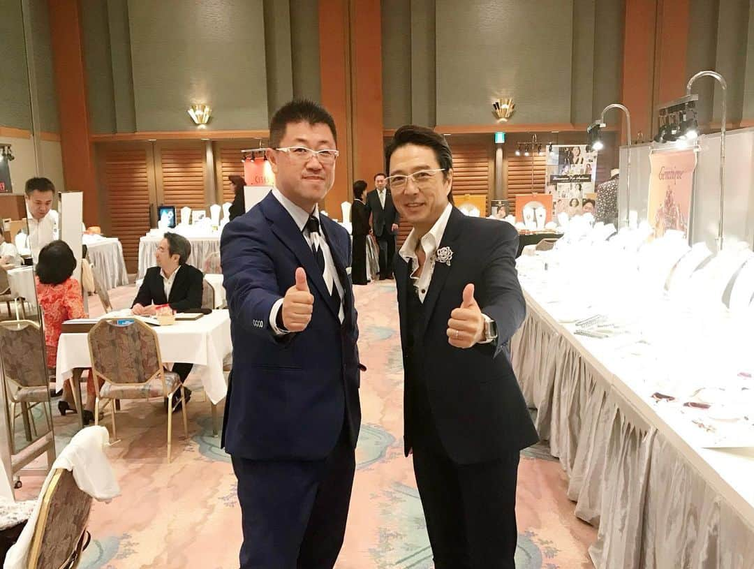 黒田アーサーさんのインスタグラム写真 - (黒田アーサーInstagram)「大谷山荘での大島社長社長就任20周年記念イベントの3日間、無事終了しました‼️大谷山荘のスタッフ様、ご来場のお客様、セムプランニングの小林さん、秋月さん、大島社長、3日間ありがとうございました😊」7月11日 18時20分 - kuroda_arthur