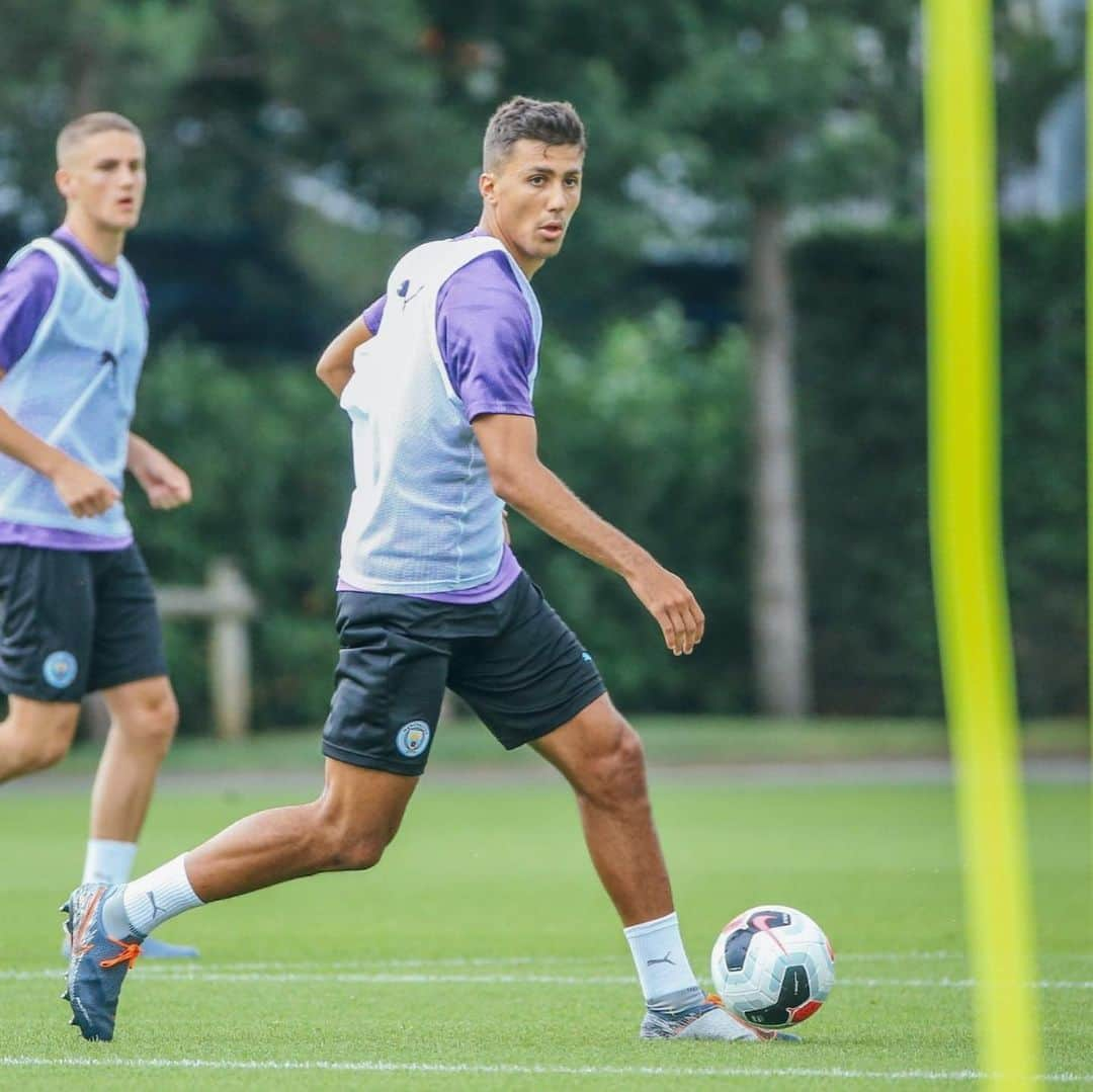 マンチェスター・シティFCさんのインスタグラム写真 - (マンチェスター・シティFCInstagram)「T-Minus 2️⃣ days until pre-season tour! 🥳 #mancity」7月12日 0時18分 - mancity