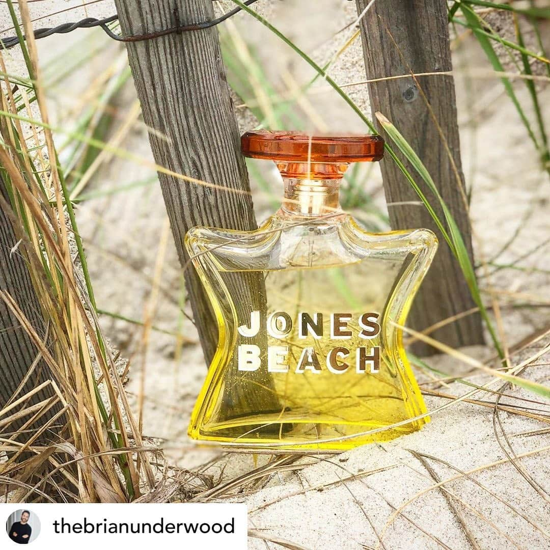 ボンド・ナンバーナインさんのインスタグラム写真 - (ボンド・ナンバーナインInstagram)「Posted @withrepost • @thebrianunderwood When your fragrance inspires your day trip: Love the latest from @bondno9ny, a blend of orange blossom, a sea breeze accord, and musk...it’s nostalgic, bright, fresh, perfect. Here’s to a summer full of days by the shore. * * * * * * * * * * * * * * * * * * * * * * * * * * #jonesbeach #beachday #summerscent #summerfragrance #fragrance #newfragrance #newperfume #scent #signaturescent #beauty #beautyeditor #beautyblogger #beautybloggers #scentoftheday #scentaholic #perfumecollection #perfumelover #unisex #unisexscent #cologne #summer #summerdays #longweekend #weekendvibes #holidayweekend #beaches #fragrancecollection #fragrances」7月12日 0時13分 - bondno9ny