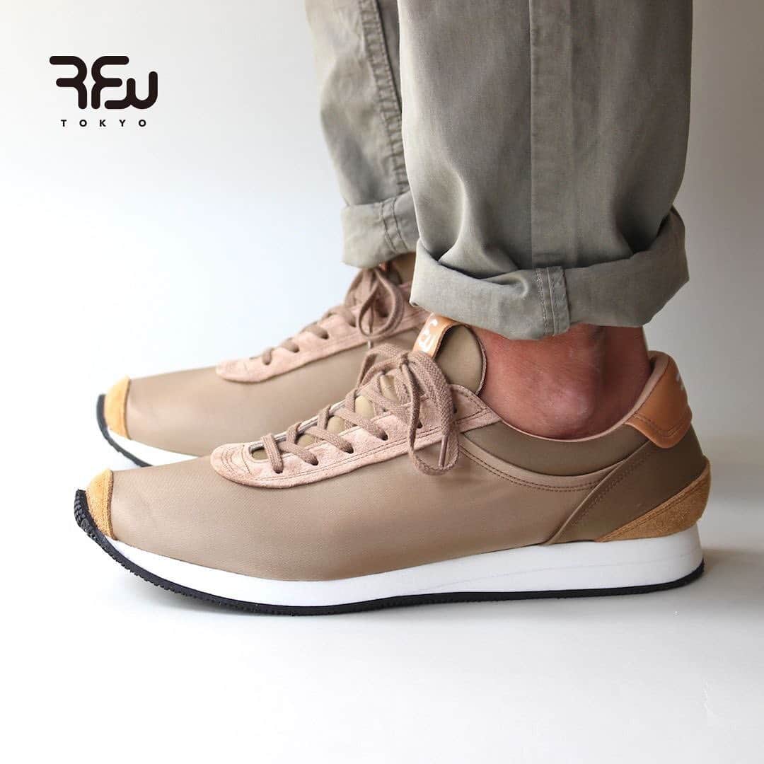 のインスタグラム：「《RFW 2019SS》  KOPPE LO NYLON -Brown-  RFWの日本製スニーカー"KOPPE"に ナイロンシリーズが新登場 光沢感があり発色の良さも。  www.rfwtokyo.com @rfwtokyo  RFW made-in-Japan sneaker, nylon series "KOPPE" is out ! With more color choices and glossy nylon texture ◎  #rfw #rfwtokyo #rhythmfootwear #sneaker #sneakers  #kicks #instashoes #instakicks #sneakerhead #sneakerheads #nicekicks #sneakerfreak #kickstagram #2019ss #spring #summer #20th #aniversary #renewal #tokyo #東京 #スニーカー #シューズ #リズム #20周年 #記念 #madeinjapan #日本製 #rpm #rhythmprimarymarket」