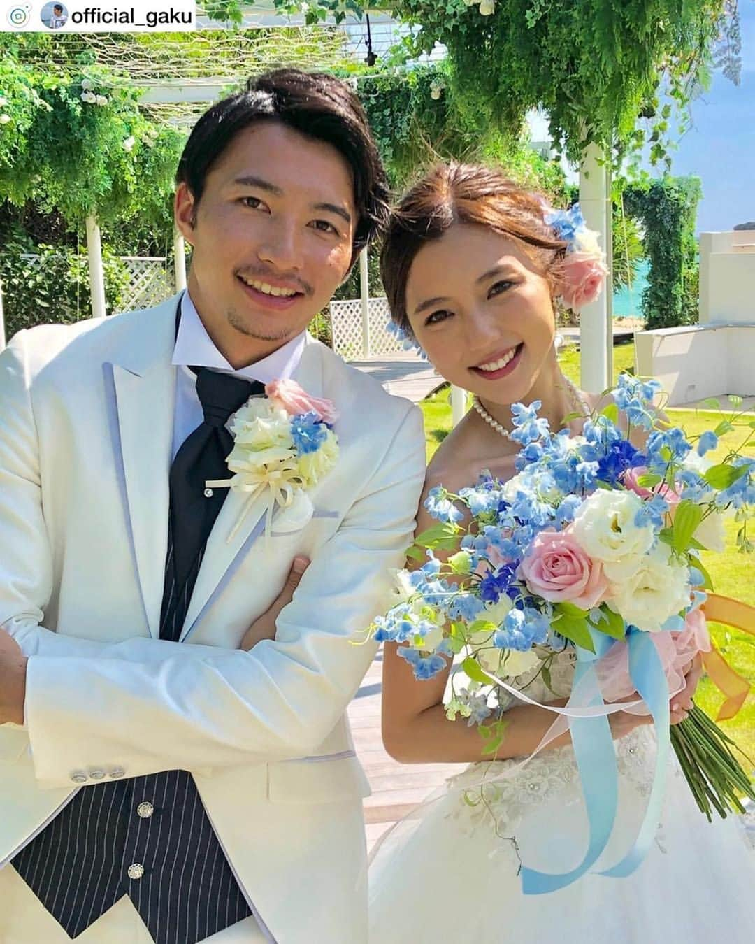 サッカーキングさんのインスタグラム写真 - (サッカーキングInstagram)「. Happy Wedding💍💒 （2019.07.11） . 📷Photo from @official_gaku . ----------------- いつも応援してくださる皆様へ。  先日、妻と挙式を行いました。 自分が思った以上に素晴らしい式となり、やってよかったと思いました。  これからもよろしくお願い致します。  柴崎岳 ----------------- . #リポスト #RePost #柴崎岳 #GakuShibasaki #真野恵里菜 #ErinaMano #Wedding #結婚 #結婚式 #HappyWedding #💒 #💑 #💍 #おめでとうございます #めでたい #夫婦 #日本代表 #daihyo #サムライブルー #SamuraiBlue #🇯🇵 #football #futbol #futebol #サッカー #⚽️ #サッカーキング」7月12日 0時15分 - soccerkingjp