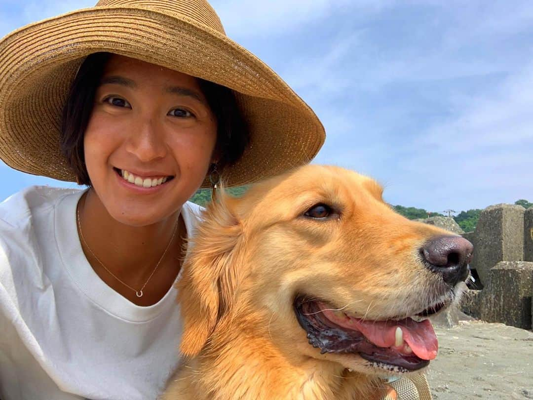 二見梓さんのインスタグラム写真 - (二見梓Instagram)「🌵👒😎☀️ You're my favorite deputy!! ---Woody Pride--- #goldenretriever#犬バカ」7月11日 18時48分 - a.z.u.0.5.1.5