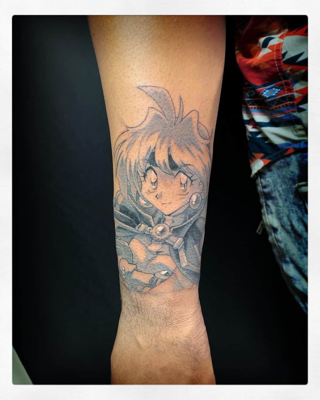 Codyのインスタグラム：「Character 2/6 of my sleeve is DONE!  Lina Inverse From Slayers!  Thank you so much @diabloart_aki for your beautiful work! And for putting up with my whining!  Next up: Cacao in September  #tattoo #animetattoo #slayers #linainverse #sailormoontattoo #sailorneptune #sleevetattoo #diabloart_aki」