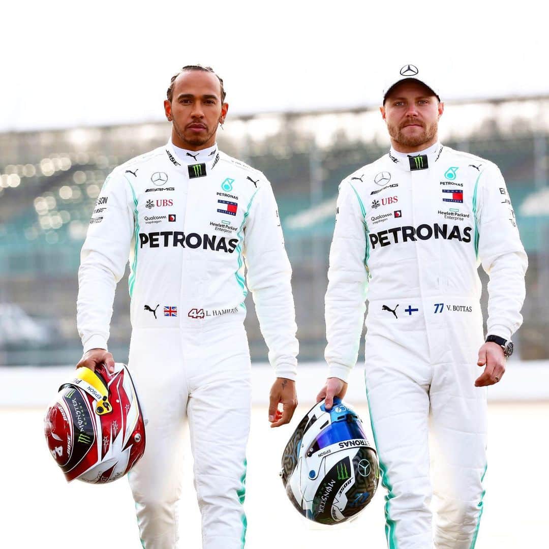 MERCEDES AMG PETRONASさんのインスタグラム写真 - (MERCEDES AMG PETRONASInstagram)「🎶 The boys are back in town! 🎶 Silverstone, here we come!!! 👊 • #MercedesAMGF1 #Mercedes #AMG #F1 #PETRONASmotorsports #BritishGP #LH44 #VB77 @lewishamilton @valtteribottas」7月11日 19時14分 - mercedesamgf1