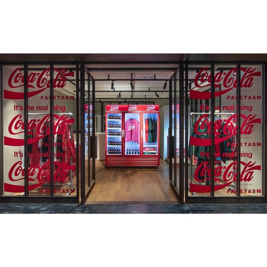I.T IS INSPIRATIONさんのインスタグラム写真 - (I.T IS INSPIRATIONInstagram)「Time to refresh your wardrobe with @facetasmtokyo x @cocacola⁠ Drop by I.T Kingston Street today and find out more⁠. -⁠ FACETASM x Coca-Cola Pop-up Store⁠ I.T Kingston Street, Causeway Bay⁠ -⁠ #facetasmtokyo⁠ #facetasm⁠ #cocacola⁠ @cocacola⁠ #facetasmxCocaCola⁠ #facetasmtokyoxCocaCola⁠ #ITHK⁠ #ITisInspiration⁠」7月11日 19時15分 - ithk