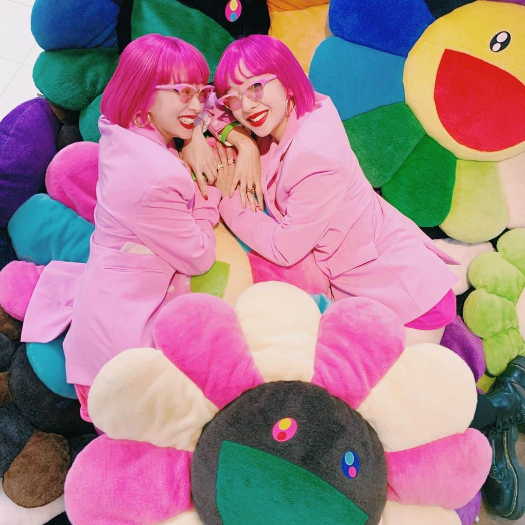 AYAさんのインスタグラム写真 - (AYAInstagram)「🌼🌈🌼🌈🌼🌈🌼🌈🌼🌈 @takashipom × @billieeilish  展覧会/Pre-launch Party🔥」7月11日 19時24分 - ayaxxamiaya