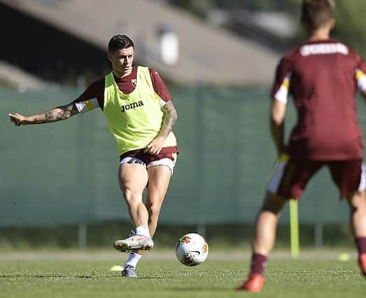 ダニエレ・バゼッリのインスタグラム：「... ⚽️❤️」