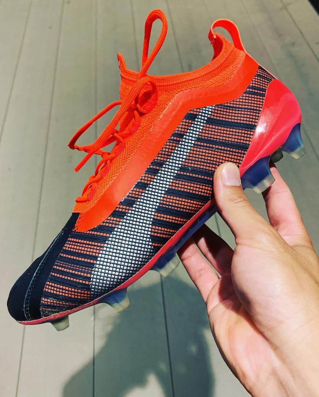 のインスタグラム：「プーマのnewスパイク。 これ履いてゴール決めます！！ . . . . #THISISMYFLOW #PUMAOne #PUMAFutuer #オレヲミロ #PUMA履いてみた #PUMAfootball #PUMA」