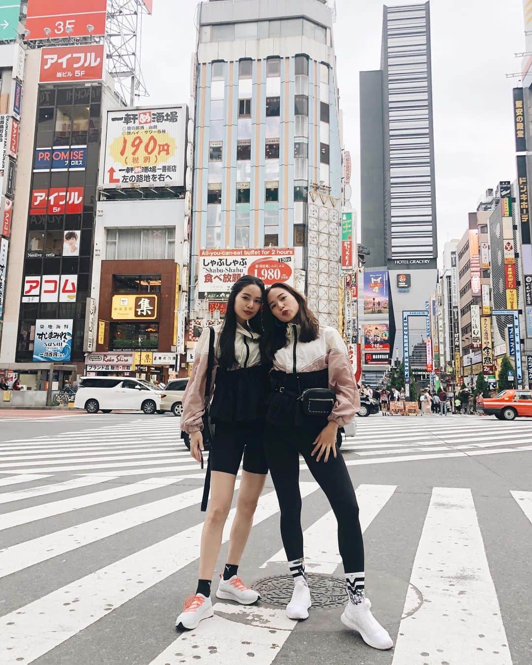 のインスタグラム：「歌舞伎町🇯🇵👘🗻 . . #tokyo #shinjuku #shibuya #japan  #sports #sportslife」