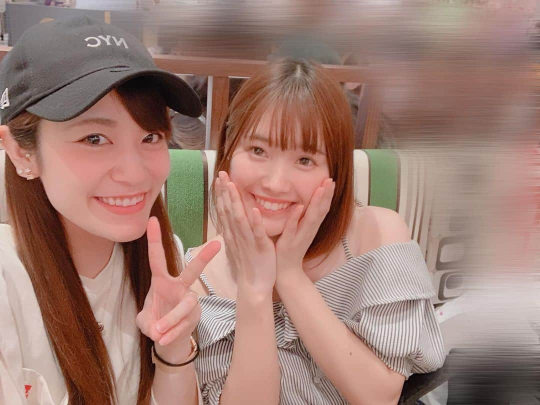 久米知里さんのインスタグラム写真 - (久米知里Instagram)「.﻿ ﻿ 20190711﻿ ﻿ 今日はおーはらもえと念願のご飯行ってきた💓💓💓💓﻿ ﻿ ずーーっとしゃべってたべての繰り返し。笑﻿ ﻿ スンドゥブもたべて、﻿ タピオカものんで、﻿ ﻿ お買い物して、充実！！！﻿ ﻿ あしたトイストーリー4公開らしい！﻿ ギグルとフォーキーがぼくのおしめん！﻿ ﻿ 今日も楽しい一日でーした♡﻿ ﻿ おしまい。﻿ ﻿ #久米知里#くめちさと#城島健司のJ的な釣りテレビ#アシスタント#RKB毎日放送#博多#釣り#釣りガール#福岡#博多#天神#タレント#元アイドル#おいしいごはん#幸#アイドル#REBIRTH#大原萌#推しメン#スンドゥブ#タピオカ#水曜日のアリス#talent#girl#job#goodday#happy#fishing#Fukuoka#hakata#idol﻿﻿」7月11日 20時05分 - chisatokume_12