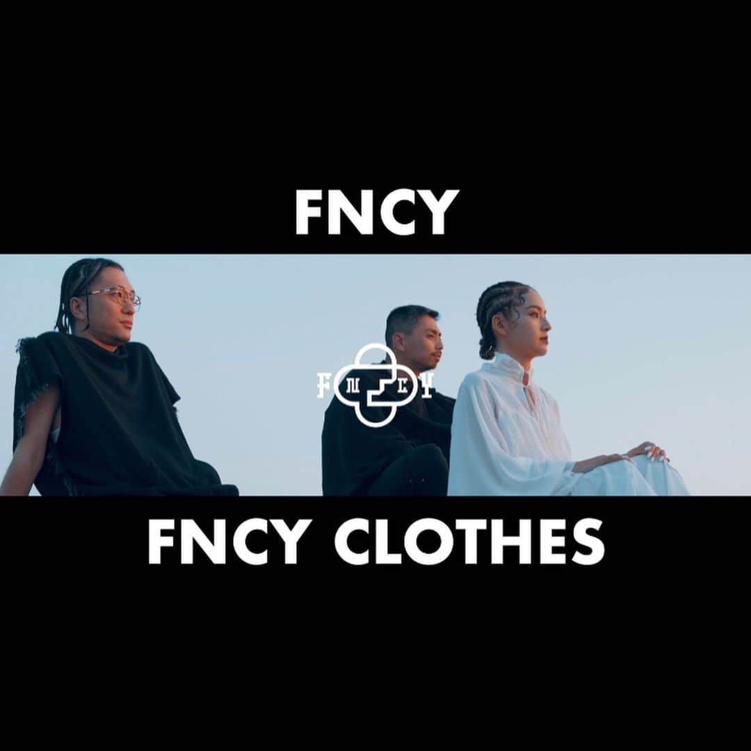 ZEN-LA-ROCKさんのインスタグラム写真 - (ZEN-LA-ROCKInstagram)「㊗️MV公開㊗️ 昨日発売のアルバムから『FNCY CLOTHES』を公開しました！！！！！！！！ 監督は勿論スタジオ石からMr.麿です！！！ 超/最/高な作品になったので是非観て下さいませ！！！ プロフィールリンクから🤘🏽 そして、昨日のリリパに来て頂いた方、観て頂いた皆様には大感謝DEF😭😭😭 . . . #fncy #zenlarock #鎮座dopeness #grina #mr麿 #スタジオ石」7月11日 20時30分 - zenlarock