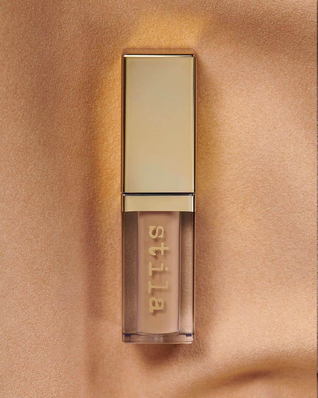 Stila Cosmeticsさんのインスタグラム写真 - (Stila CosmeticsInstagram)「Nude Awakening 💛  The perfect nude shadow has arrived! Create a clean base for your eye looks with Suede Shade Liquid Eye Shadow in Nude Awakening ✨ Available now @Sephora! #nudepalette #suedeshade #stilacosmetics #sephora #fleshtones」7月11日 20時49分 - stilacosmetics