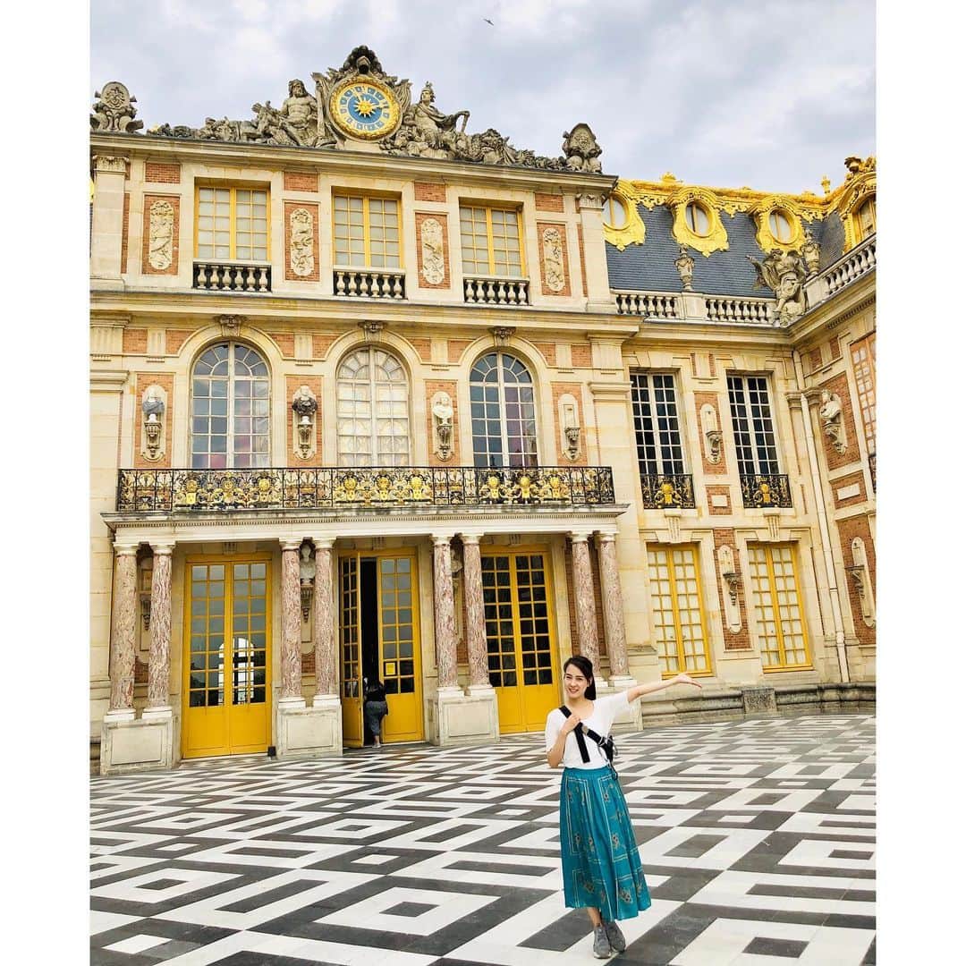 のインスタグラム：「家電女優@ベルサイユ宮殿、建築様式を学ぶ🇫🇷 ・ ・ #なつこのフランス旅 #パリ」