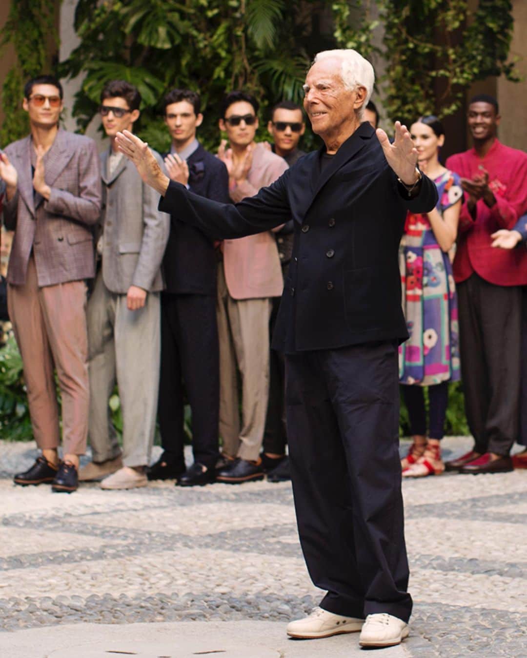 スコット・シューマンさんのインスタグラム写真 - (スコット・シューマンInstagram)「Happy Birthday Giorgio Armani @armani ! The first image is from his recent menswear show in Milan. The second image (from my archive) is a L’Uomo Vogue 1974 about a year before he started his own label and was working as a freelance stylist. The following images are also from 1974 and the final image is a nude of Armani taken by Bob Krieger in 1975! I think what Armani has accomplished is amazing and the way he built his empire should be studied in both fashion and business schools.」7月11日 21時06分 - thesartorialist