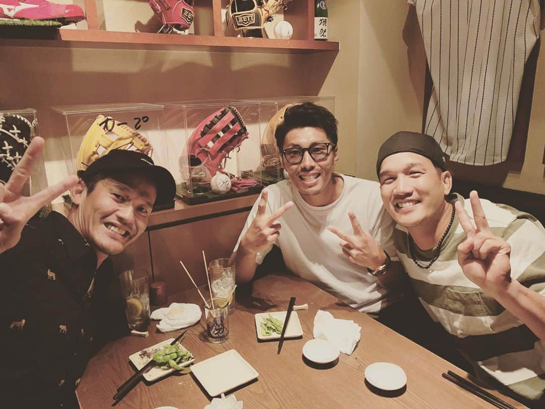 上田剛史さんのインスタグラム写真 - (上田剛史Instagram)「グチ会⚾️ #坂口智隆 #藤井亮太 #かがりや」7月11日 21時00分 - tsuyoshi50