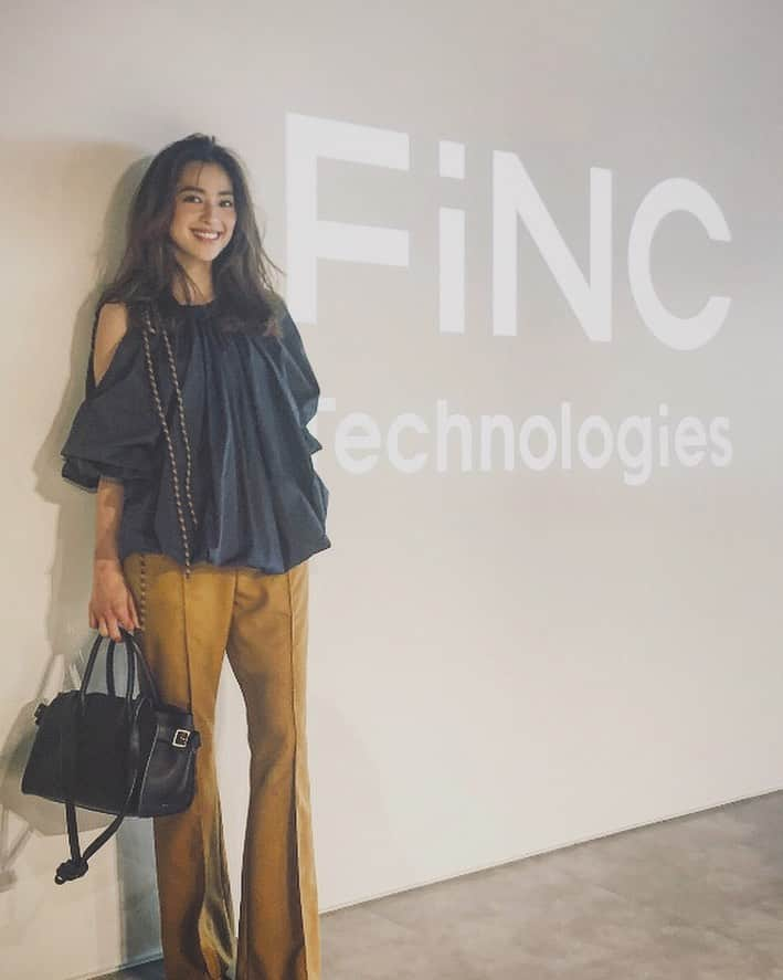 中村アンさんのインスタグラム写真 - (中村アンInstagram)「みなさん 『FiNC 』活用していただけてるでしょうか⁇ ダイエット・健康面でのサポートをしてくれるヘルスケアアプリです。明日からTVCMがオンエアします。この機会にぜひお試しください🏃‍♀️🏃‍♂️💨 @finc_app」7月11日 21時01分 - cocoannne