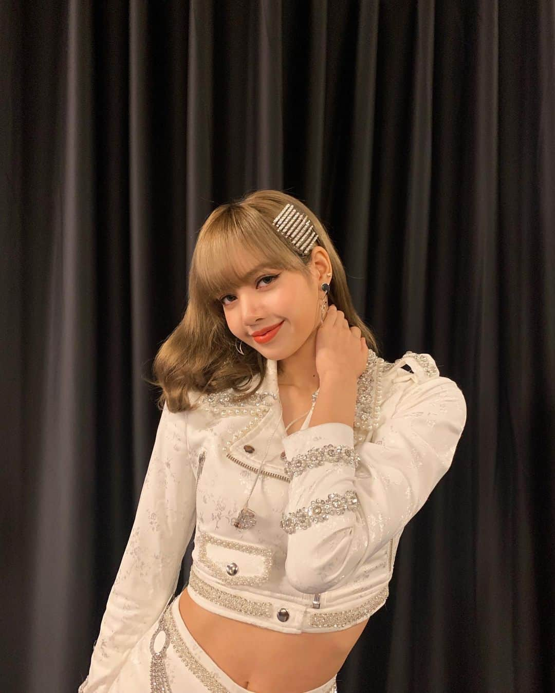 リサさんのインスタグラム写真 - (リサInstagram)「I know this is super delayed but i just wanted to say thank you so much for your good energy Aussie blinks! you guys are the best! we had lots fun and I hope too see you all again 😆🤘🏻 AUSSIE! AUSSIE! AUSSIE!」7月11日 21時15分 - lalalalisa_m