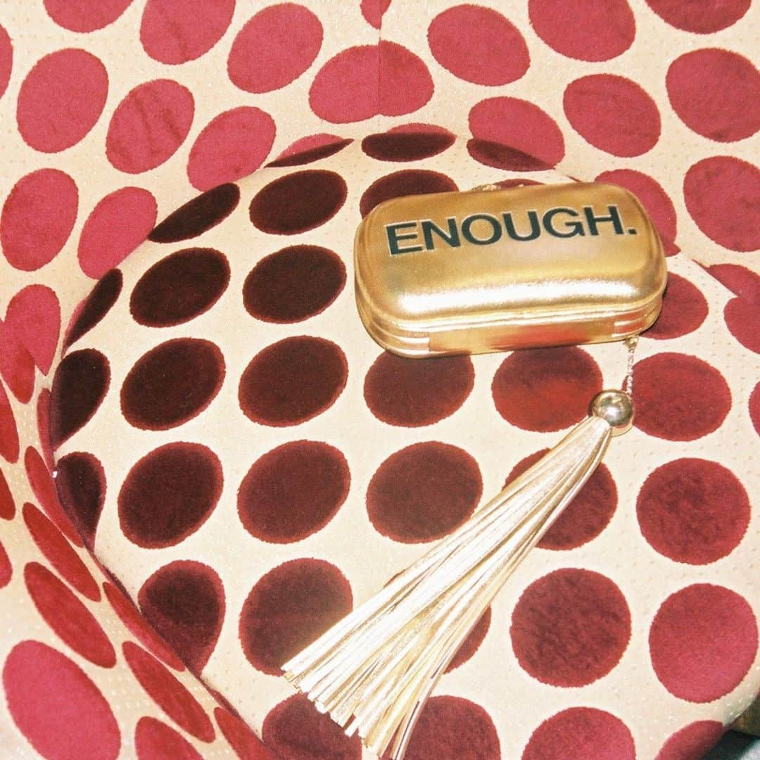 コルトモルテドさんのインスタグラム写真 - (コルトモルテドInstagram)「Too much is never #enough . . . . #susanclutch #susantassle #cortomoltedo #cortoclutch #cortomoltedobag #weddingseason #eveningclutch #eveningbag #weddingclutch」7月11日 21時16分 - cortomoltedo